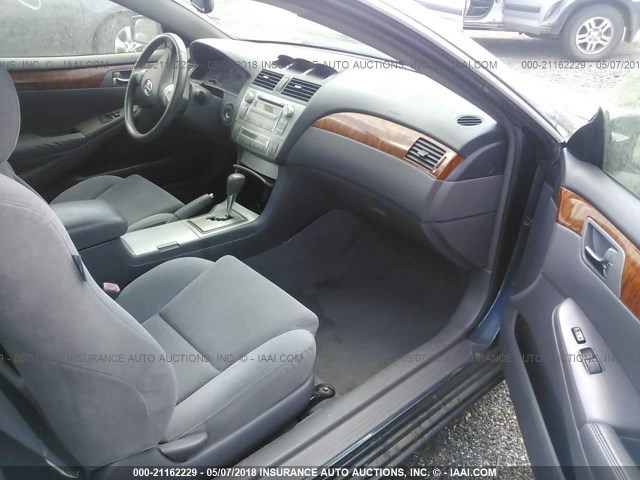 4T1CE30P17U754777 - 2007 TOYOTA CAMRY SOLARA SE/SLE 蓝色 照片 5