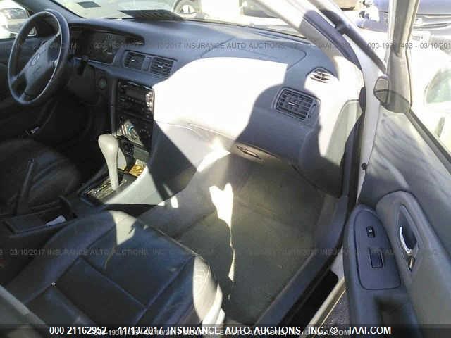 JT2BG22K410578191 - 2001 TOYOTA CAMRY CE/LE/XLE 白色 照片 5