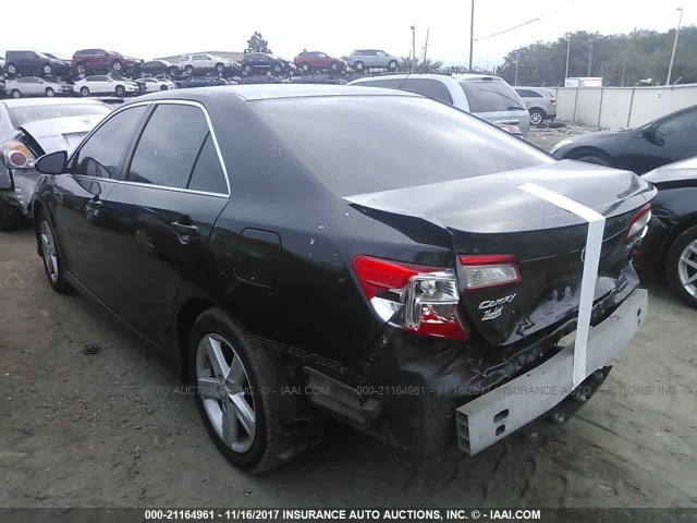 4T1BF1FK4EU322349 - 2014 TOYOTA CAMRY L/SE/LE/XLE 黑色 照片 3