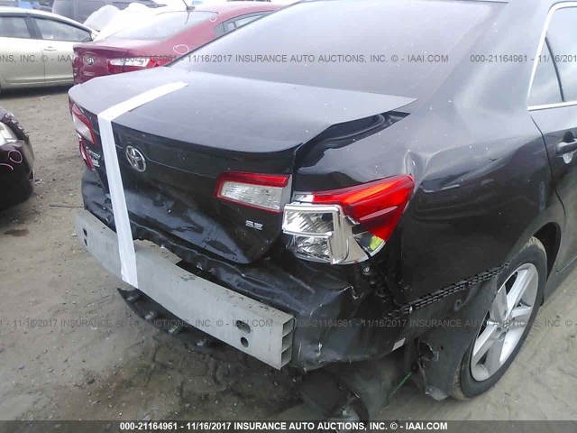 4T1BF1FK4EU322349 - 2014 TOYOTA CAMRY L/SE/LE/XLE 黑色 照片 6
