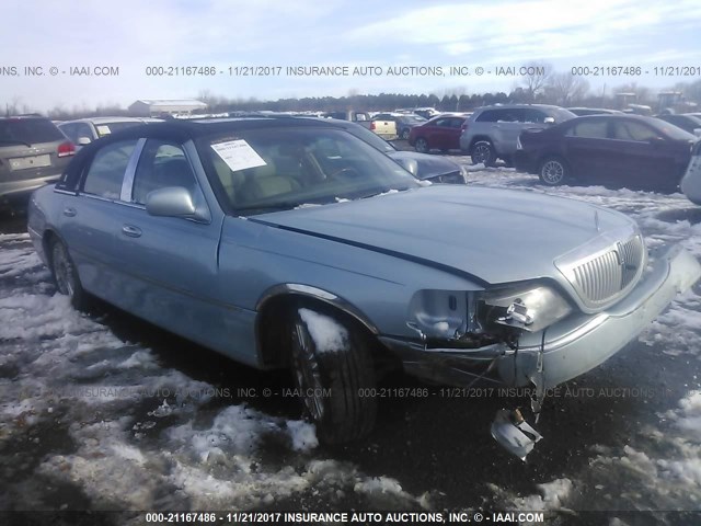 2LNBL8CV0AX614499 - 2010 LINCOLN TOWN CAR SIGNATURE LIMITED Light Blue photo 1