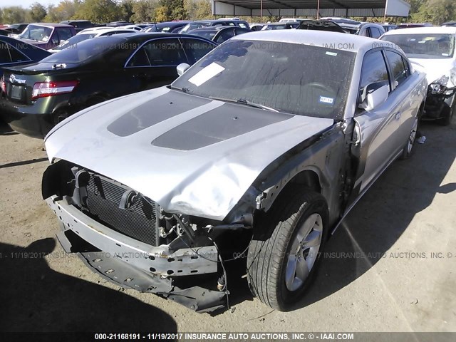 2C3CDXBG7CH212239 - 2012 DODGE CHARGER SE SILVER photo 2