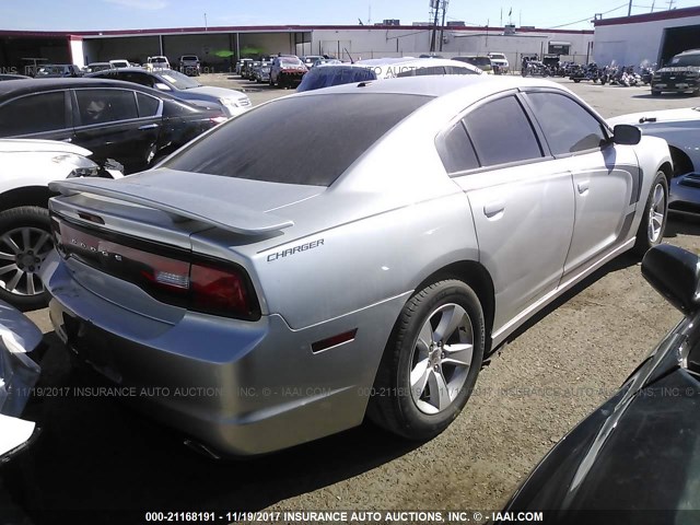 2C3CDXBG7CH212239 - 2012 DODGE CHARGER SE SILVER photo 4