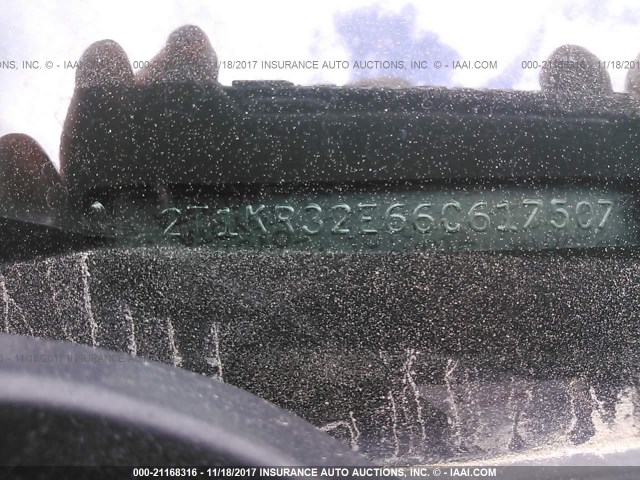 2T1KR32E66C617507 - 2006 TOYOTA COROLLA MATRIX XR BLACK photo 9