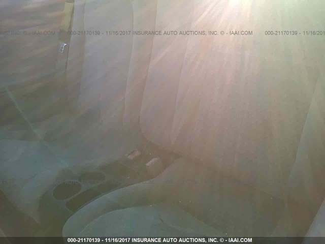 1G8ZY127XXZ243167 - 1999 SATURN SC2 BLUE photo 8