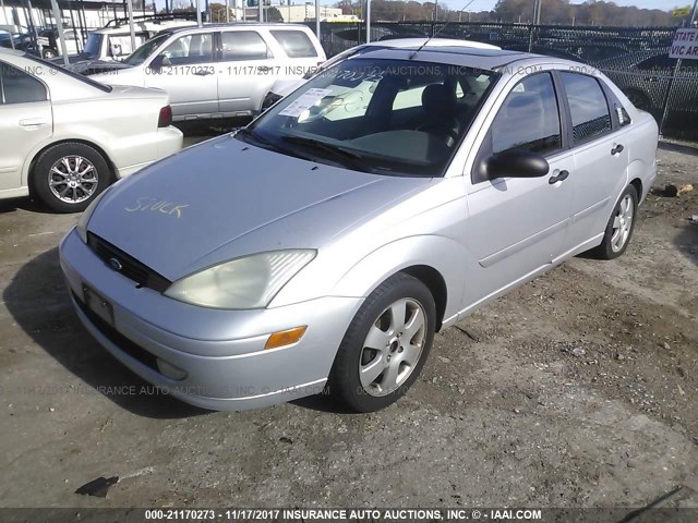 1FAFP38391W153843 - 2001 FORD FOCUS ZTS SILVER photo 2