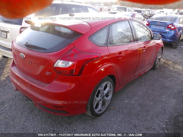 1FADP3L93EL118001 - 2014 FORD FOCUS ST RED photo 4