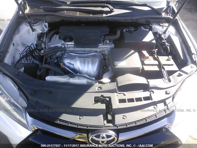 4T1BF1FK3GU213660 - 2016 TOYOTA CAMRY LE/XLE/SE/XSE Blanc photo 10