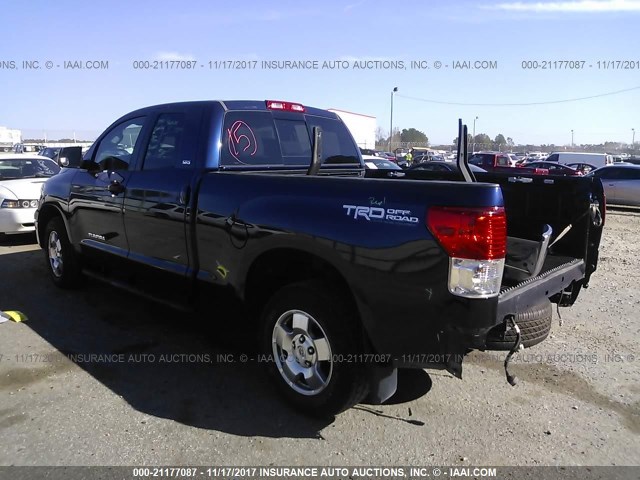 5TFRM5F15BX033871 - 2011 TOYOTA TUNDRA DOUBLE CAB SR5 BLUE photo 3