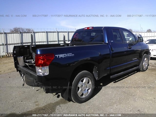 5TFRM5F15BX033871 - 2011 TOYOTA TUNDRA DOUBLE CAB SR5 BLUE photo 4