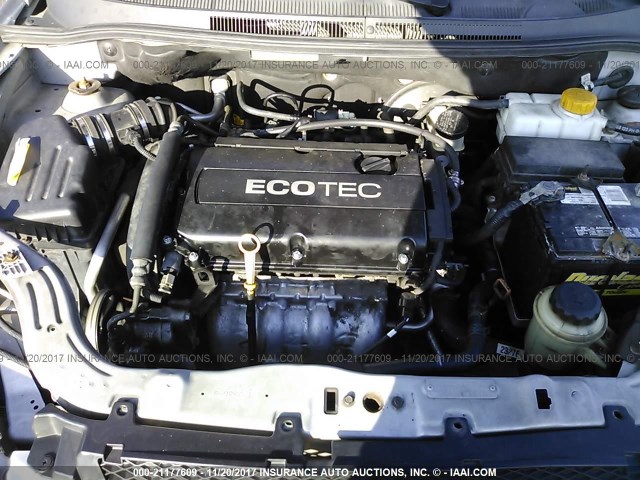 KL1TD56E09B334328 - 2009 CHEVROLET AVEO LS/LT 银色 照片 10