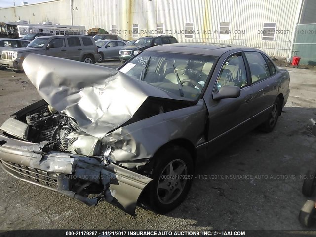 4T1BF18B1WU264666 - 1998 TOYOTA AVALON XL/XLS TAN photo 2