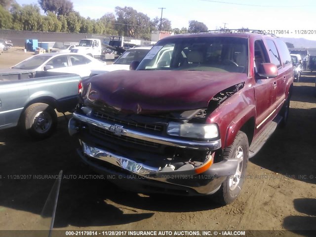 1GNEC16T02J178354 - 2002 CHEVROLET SUBURBAN C1500 RED photo 2