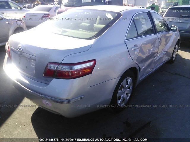 4T1BE46K07U018491 - 2007 TOYOTA CAMRY NEW GENERAT CE/LE/XLE/SE SILVER photo 4