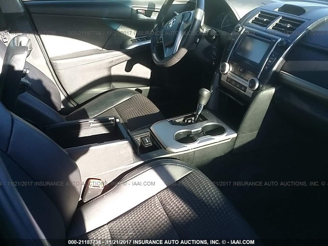 4T1BF1FK6CU184830 - 2012 TOYOTA CAMRY SE/LE/XLE Dark Blue photo 5