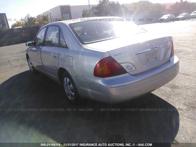 4T1BF28B91U139364 - 2001 TOYOTA AVALON XL/XLS SILVER photo 3