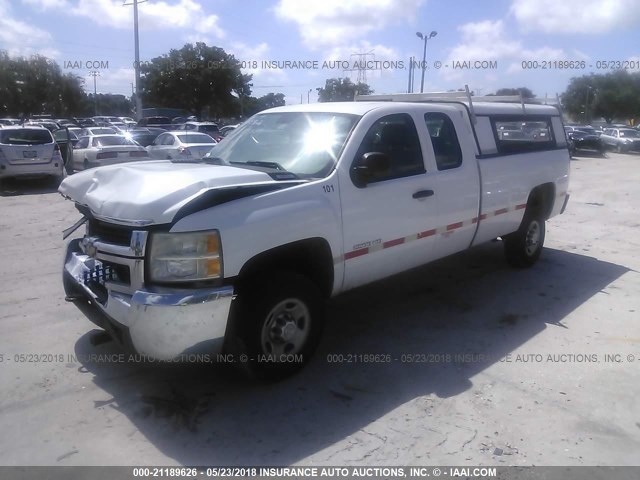 1GC5CVBG3AZ204101 - 2010 CHEVROLET SILVERADO C2500 HEAVY DUTY WHITE photo 2