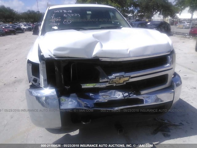 1GC5CVBG3AZ204101 - 2010 CHEVROLET SILVERADO C2500 HEAVY DUTY WHITE photo 6