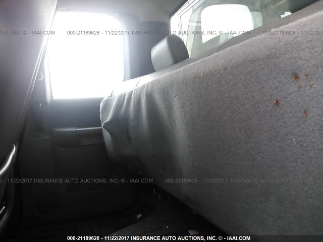 1GC5CVBG3AZ204101 - 2010 CHEVROLET SILVERADO C2500 HEAVY DUTY WHITE photo 8