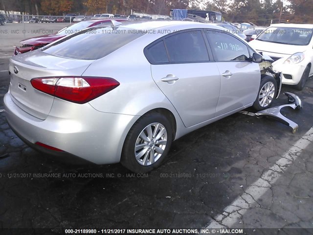 KNAFX4A66F5396072 - 2015 KIA FORTE LX SILVER photo 4