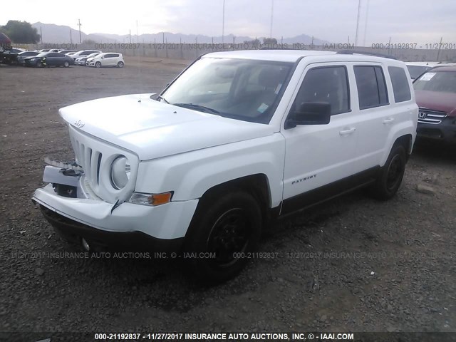 1C4NJPBA0GD525709 - 2016 JEEP PATRIOT SPORT WHITE photo 2