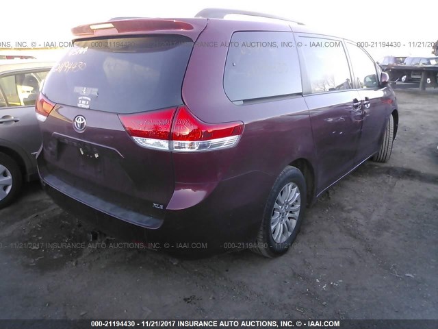 5TDYK3DC9DS366271 - 2013 TOYOTA SIENNA XLE/LIMITED MAROON photo 4