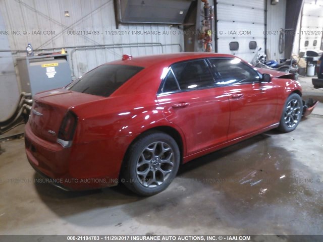 2C3CCAGG6GH244694 - 2016 CHRYSLER 300 S RED photo 4