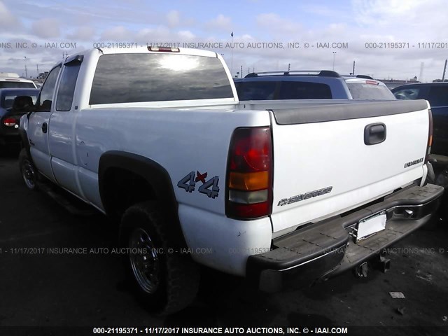 1GCHK29141E301198 - 2001 CHEVROLET SILVERADO K2500 HEAVY DUTY WHITE photo 3