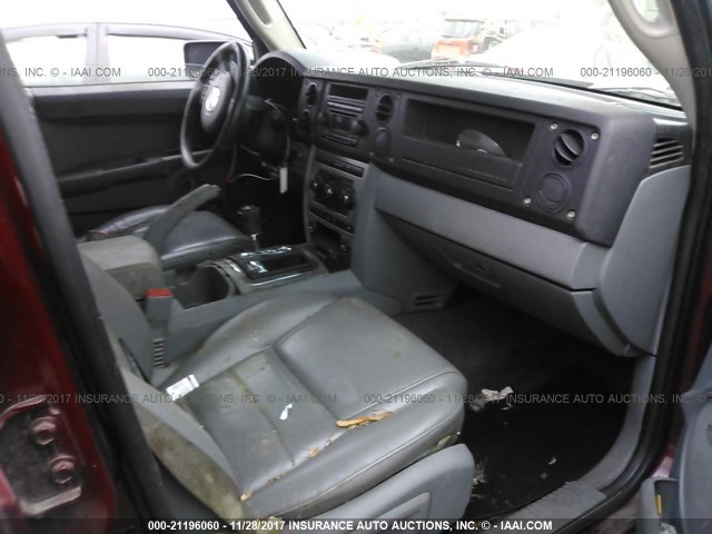 1J8HG48P97C528595 - 2007 JEEP COMMANDER MAROON photo 5