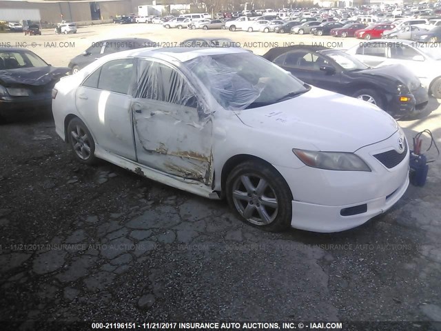 4T1BE46K67U707290 - 2007 TOYOTA CAMRY NEW GENERAT CE/LE/XLE/SE WHITE photo 1