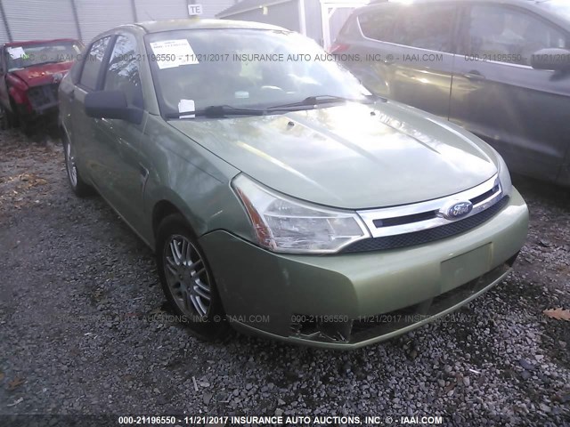 1FAHP35N28W204902 - 2008 FORD FOCUS SE/SEL/SES GREEN photo 1