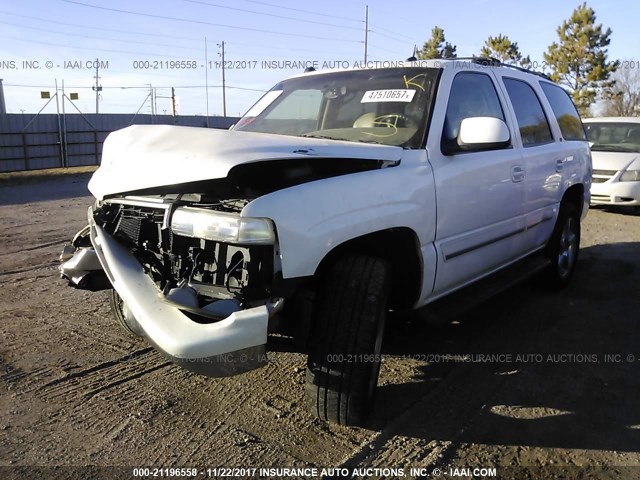 1GNEC13T65R213554 - 2005 CHEVROLET TAHOE C1500 WHITE photo 2