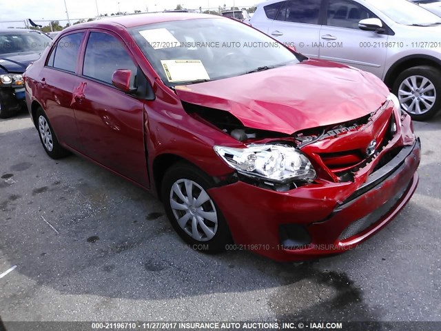 5YFBU4EE0DP186501 - 2013 TOYOTA COROLLA S/LE RED photo 1