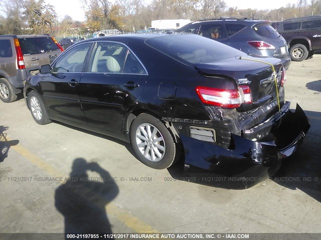 4T4BF3EKXAR021274 - 2010 TOYOTA CAMRY SE/LE/XLE BLACK photo 3