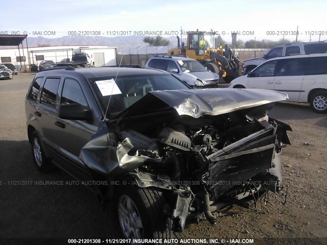 1J4GS48K75C564315 - 2005 JEEP GRAND CHEROKEE LAREDO/COLUMBIA/FREEDOM SILVER photo 1