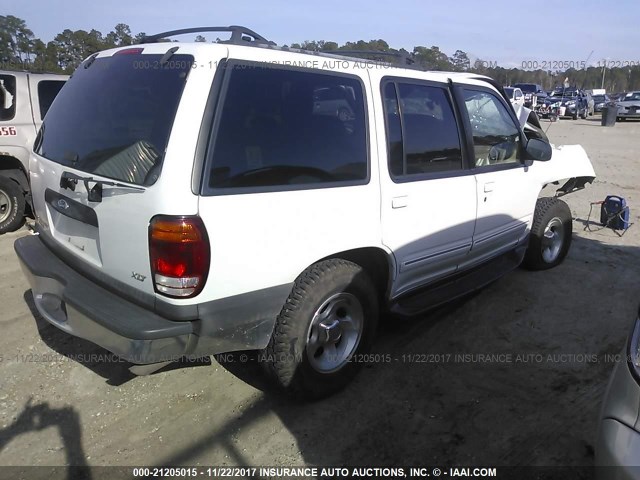 1FMZU73E1YZB48995 - 2000 FORD EXPLORER XLT WHITE photo 4