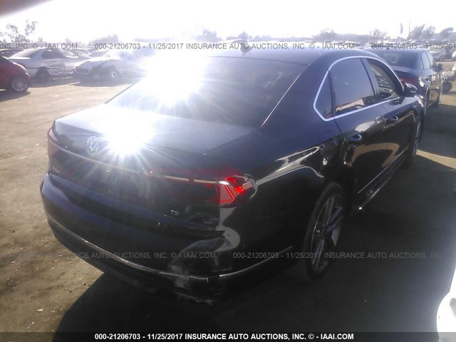 1VWDT7A35HC045873 - 2017 VOLKSWAGEN PASSAT R-LINE Qara foto 4