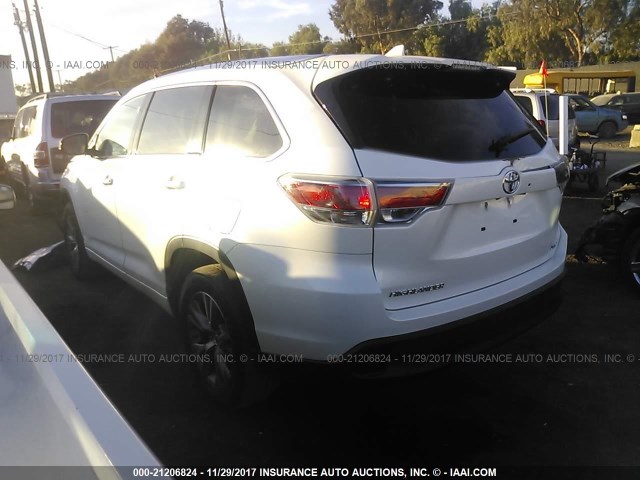 5TDKKRFH9FS074544 - 2015 TOYOTA HIGHLANDER XLE WHITE photo 3