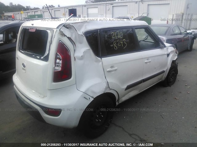 KNDJT2A5XC7441163 - 2012 KIA SOUL WHITE photo 4