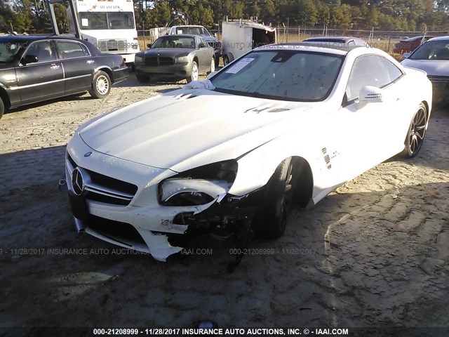 WDDJK7EA5DF017488 - 2013 MERCEDES-BENZ SL 63 AMG WHITE photo 2