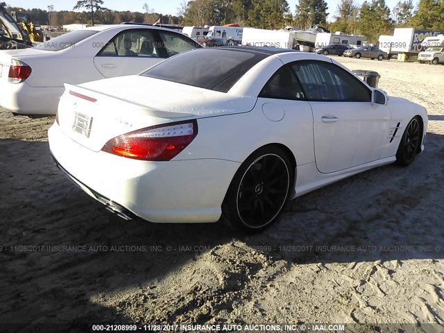 WDDJK7EA5DF017488 - 2013 MERCEDES-BENZ SL 63 AMG WHITE photo 4