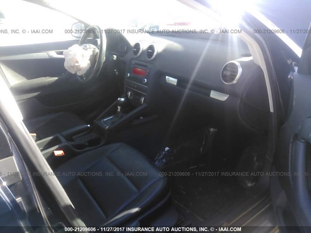 WAUBEAFM4CA158024 - 2012 AUDI A3 PREMIUM BLACK photo 5