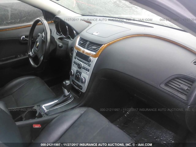 1G1ZF5E74CF195071 - 2012 CHEVROLET MALIBU 3LT შავი ფოტო 5
