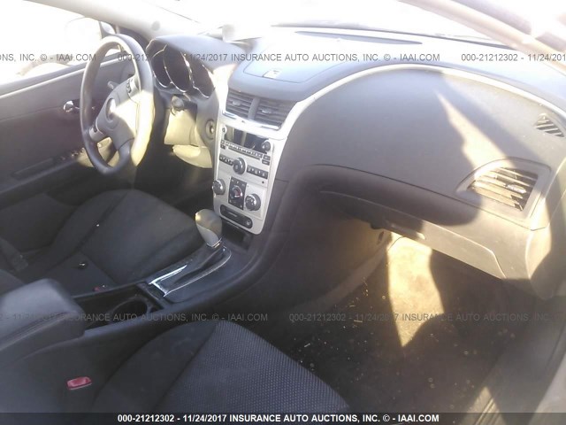 1G1ZH57B49F167887 - 2009 CHEVROLET MALIBU 1LT 银色 照片 5