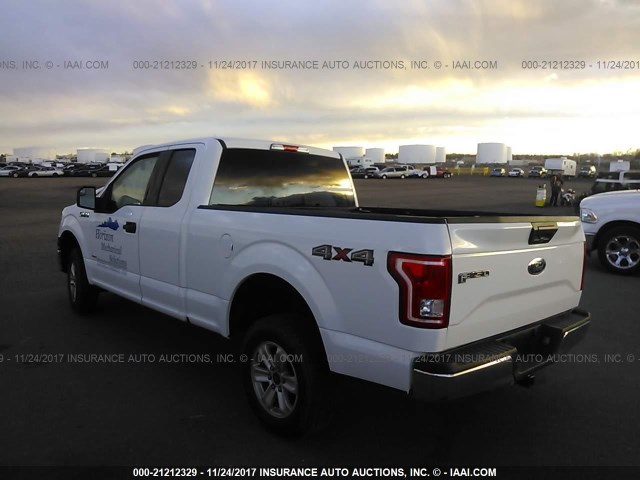 1FTFX1EG3GKD67359 - 2016 FORD F150 SUPER CAB WHITE photo 3