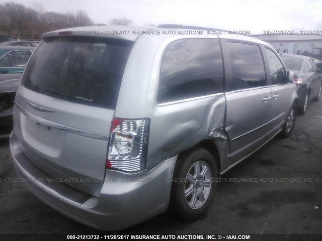 2A4RR5DG1BR701621 - 2011 CHRYSLER TOWN & COUNTRY TOURING SILVER photo 4