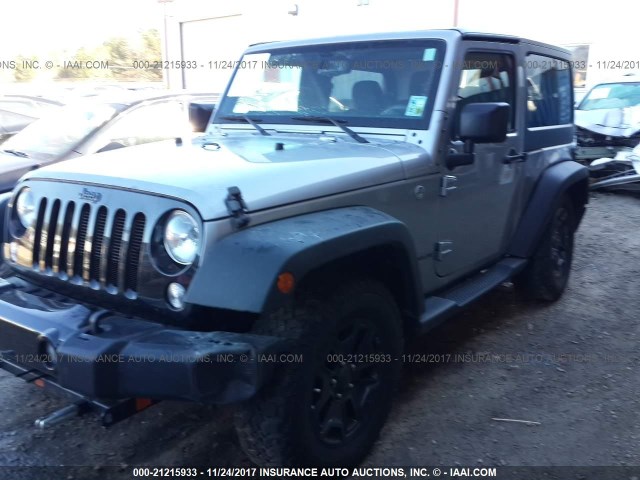 1C4AJWAG0GL140039 - 2016 JEEP WRANGLER SPORT SILVER photo 2