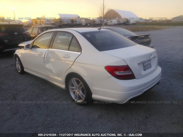 WDDGF8BB5CR229189 - 2012 MERCEDES-BENZ C 300 4MATIC CREAM photo 3