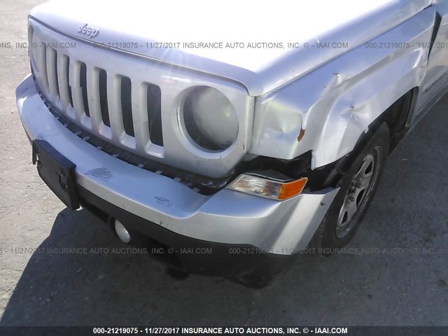 1J4NT1GA5BD264144 - 2011 JEEP PATRIOT SPORT SILVER photo 6