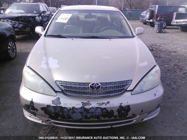 4T1BE32K14U353433 - 2004 TOYOTA CAMRY LE/XLE/SE 金色 照片 6